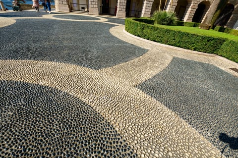 Roman cobblestone pattern